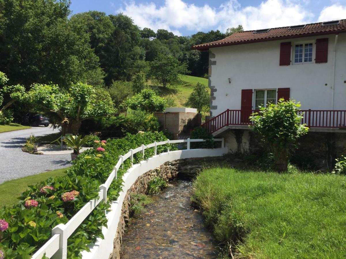 Location Eyheraldia - Votre T3 Au Coeur Du Pays Basque Аспарен Екстериор снимка