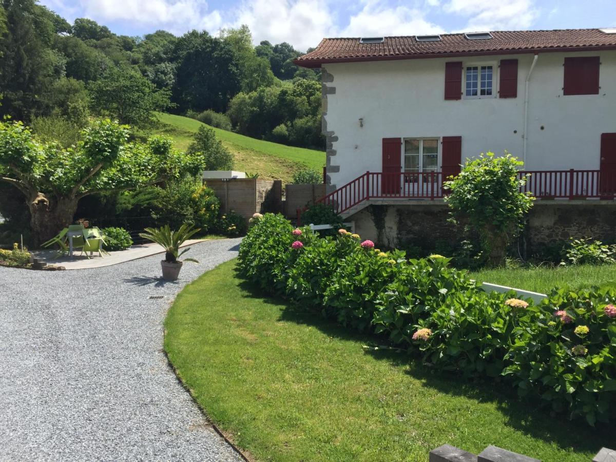 Location Eyheraldia - Votre T3 Au Coeur Du Pays Basque Аспарен Екстериор снимка